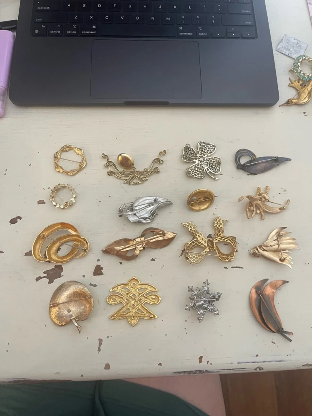 Vintage brooches HAVE WEAR AND TEAR (pls note overall value over 400$) - Picture 16 of 16